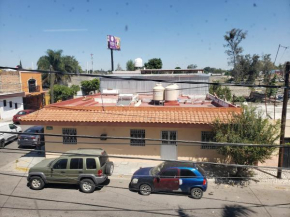 Casa Zona Iteso, Expo Guadalajara, Plaza del Sol, Bugambilias., Guadalajara